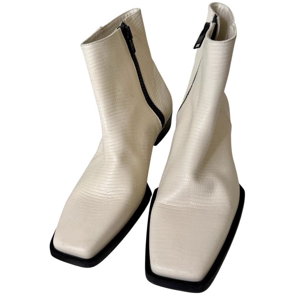 FRAME Maddox Square Toe Chelsea Boots Bonded Leather Beige Lizard 37.5 / 7.5